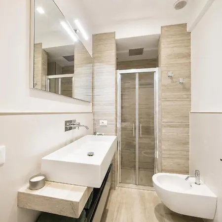 Hostdomus - Stella Maris * Alassio